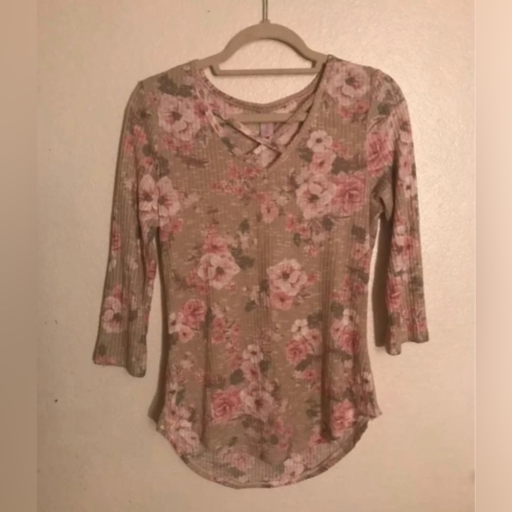 No Boundaries blouse Large